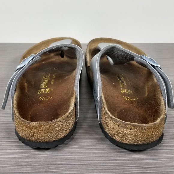 Birkenstock Gizeh Footbed Sandal, Silver Faux Leather, Womens Size 5-5.5 M / 36 - Picture 5 of 12